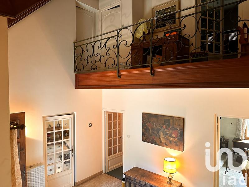 Maison de maîtres - 256 m² - 11 pièces