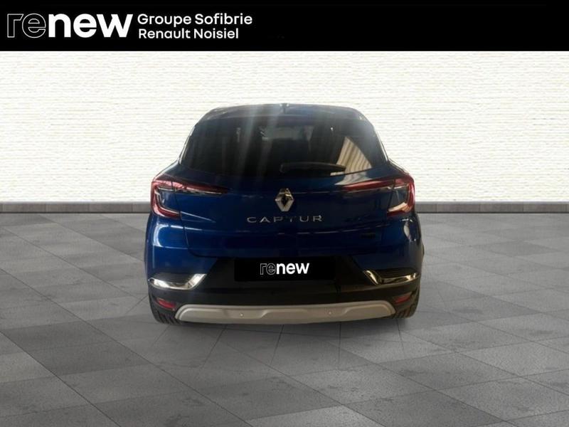 Renault Captur E-Tech full hybrid 145 Techno fast track