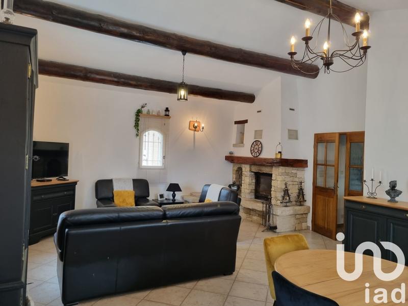 Maison - 237 m² - 7 pièces