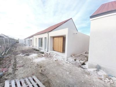 Maison - 82 m² - 4 pièces