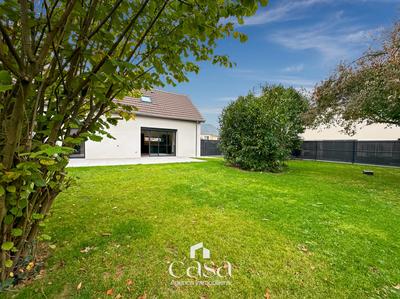 Maison traditionnelle - 101 m² - 5 pièces