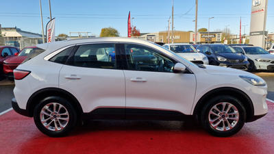 Ford Kuga III 2.5 Duratec 190 ch Fhev eCVT Titanium