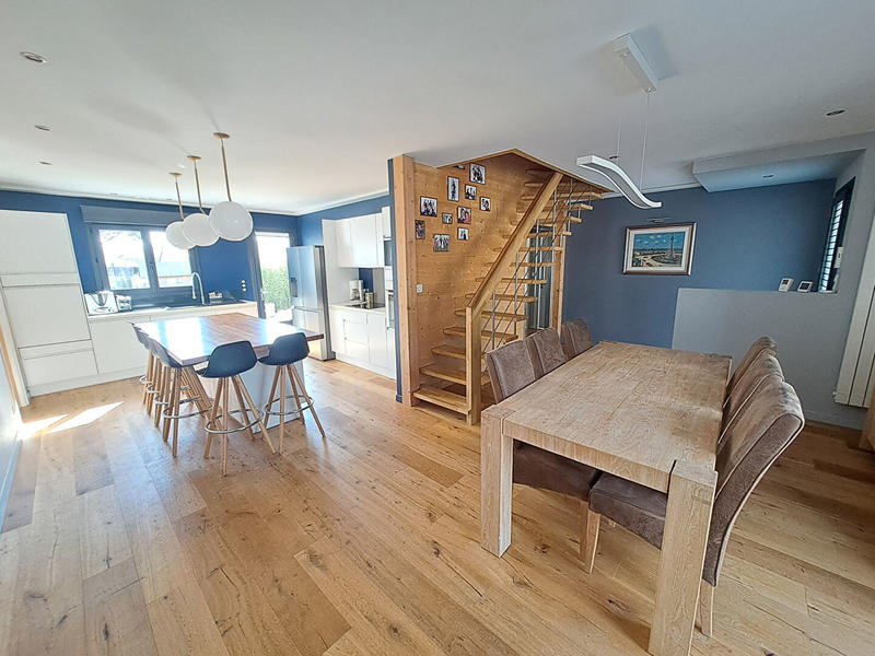 Maison - 135 m² - 5 pièces