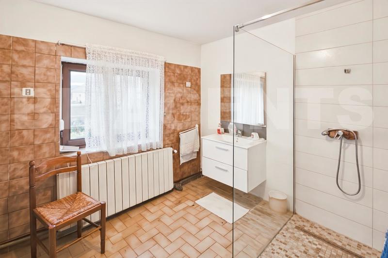 Maison - 92 m² - 5 pièces