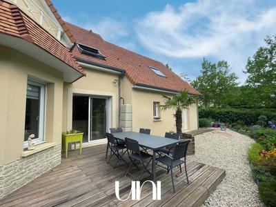 Maison - 190 m² - 5 pièces
