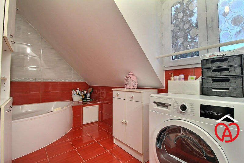 Maison - 129 m² - 7 pièces