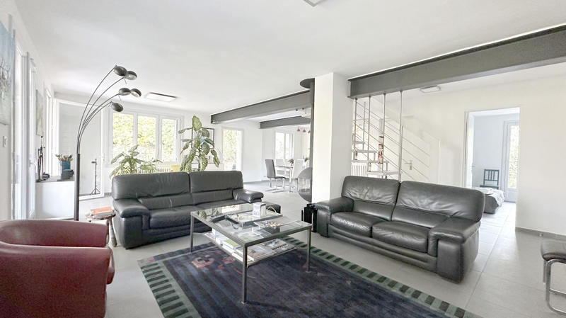 Maison - 185 m² - 7 pièces