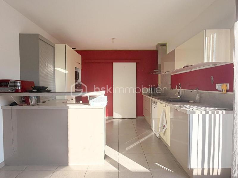 Maison - 104 m² - 5 pièces