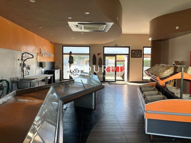 Local commercial - 158 m²