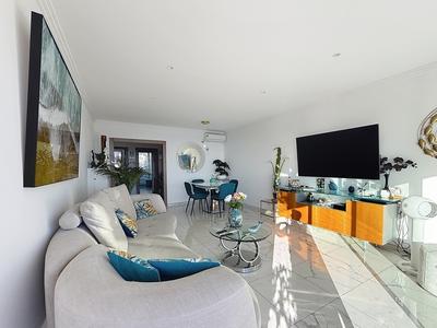 Appartement - 80 m² - 3 pièces