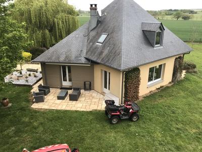 Maison - 213 m² - 8 pièces