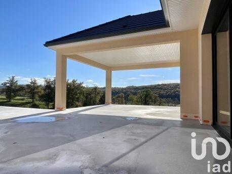 Maison - 176 m² - 1 pièce