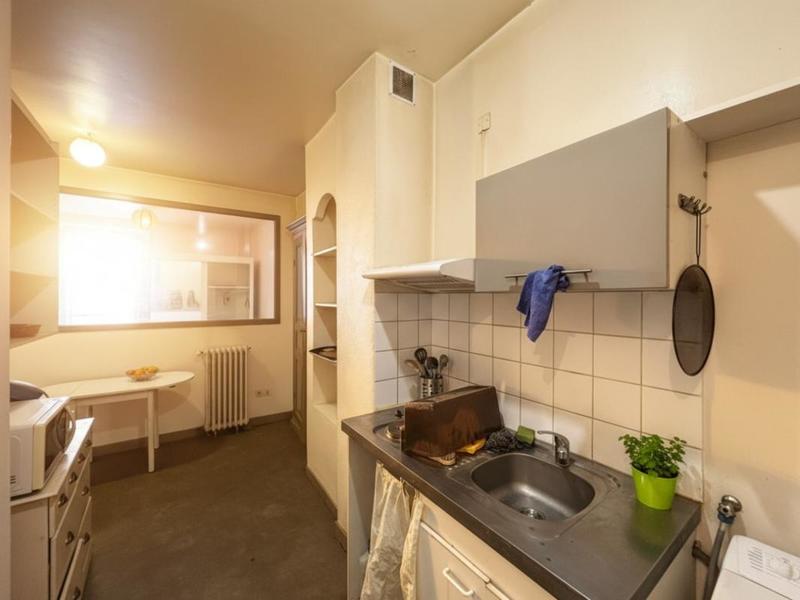 Immeuble - 222 m² - 13 pièces