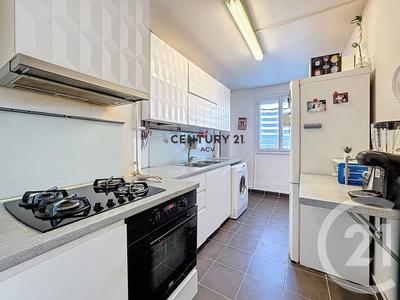 Appartement - 67 m² - 4 pièces