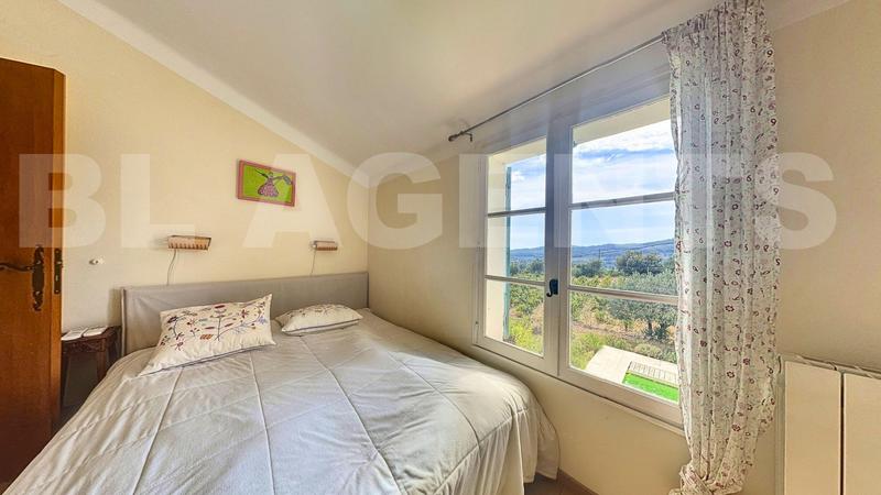 Maison - 170 m² - 6 pièces