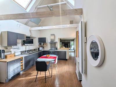 Maison ancienne - 186 m² - 8 pièces