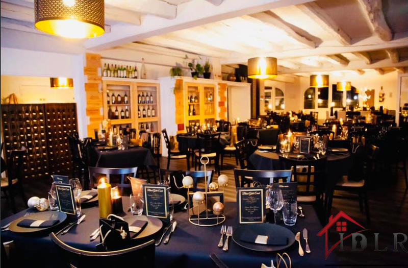 Fonds de commerce - Magasins - 678 m²