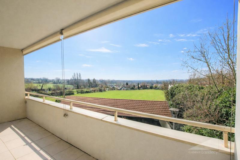 Appartement - 72 m² - 3 pièces