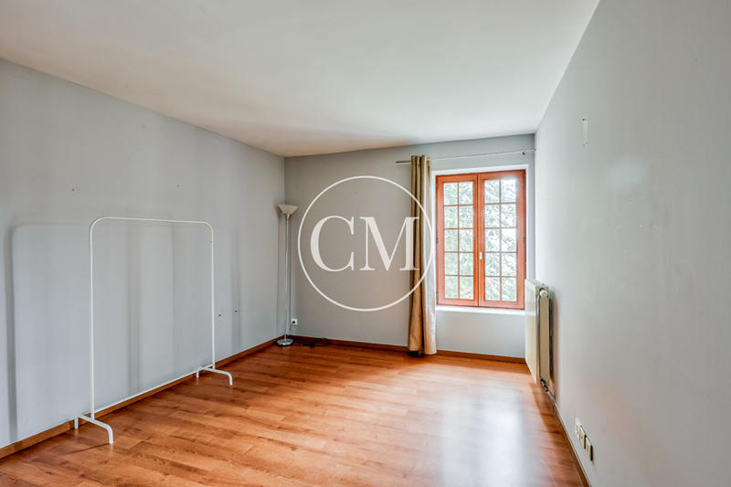 Maison - 288 m² - 8 pièces