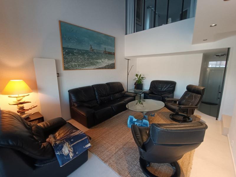 Appartement - 100 m² - 6 pièces