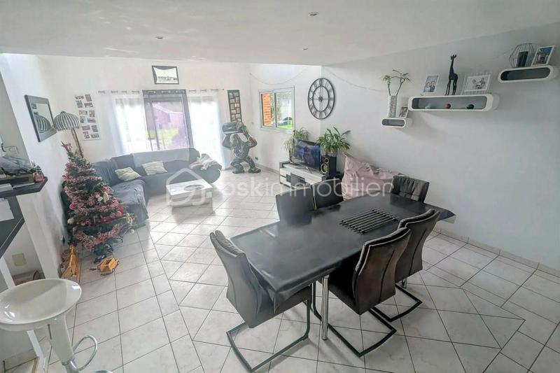 Maison - 113 m² - 5 pièces