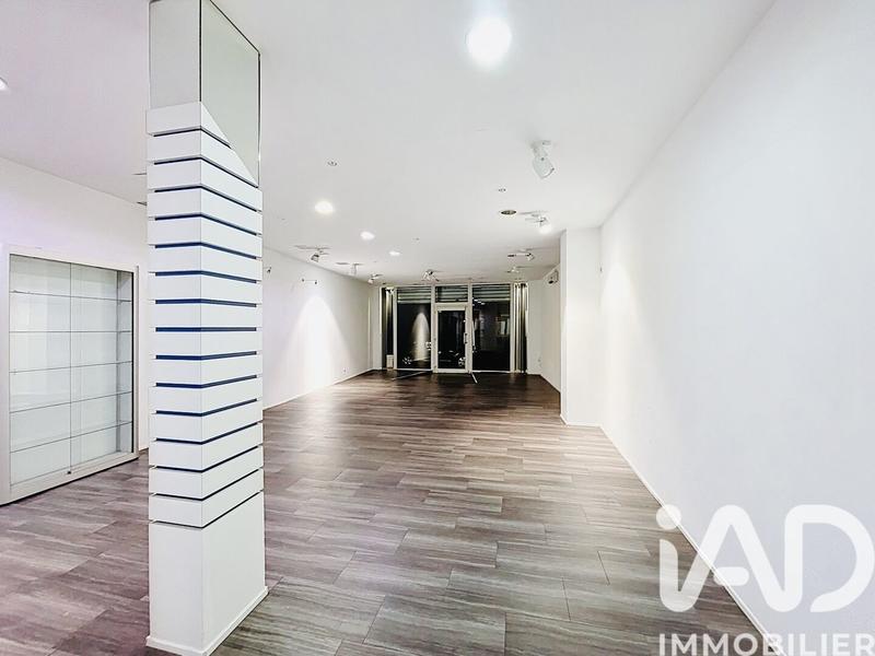 Appartement - 251 m² - 6 pièces