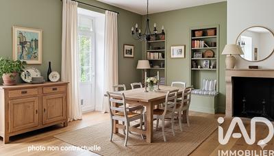 Maison - 159 m² - 6 pièces