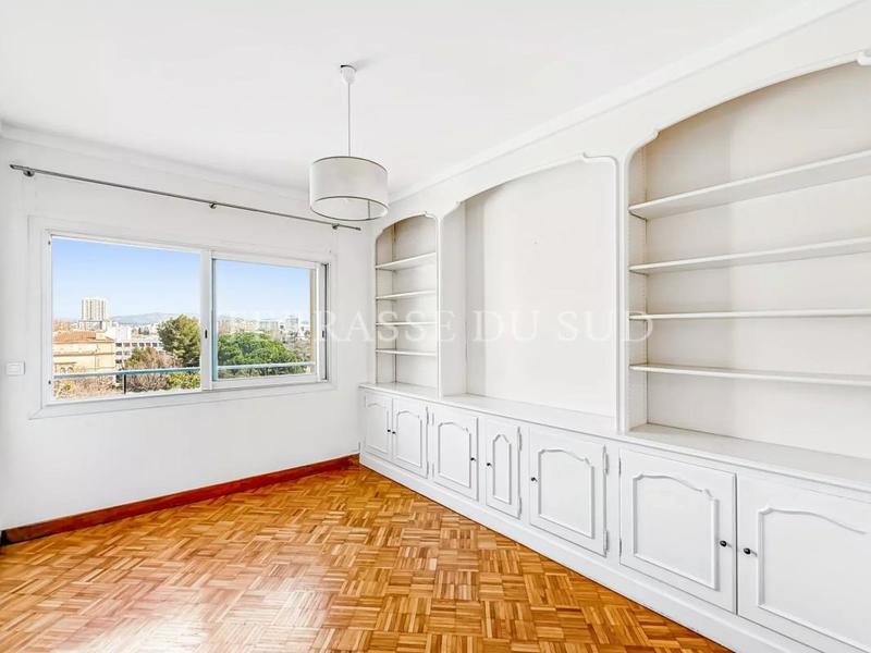 Appartement - 136 m² - 4 pièces