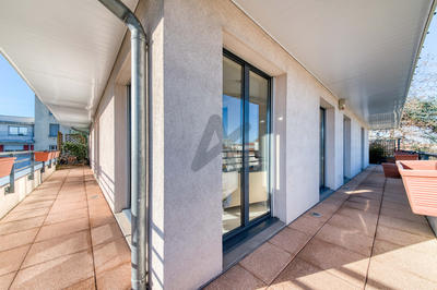 Appartement - 121 m² - 3 pièces