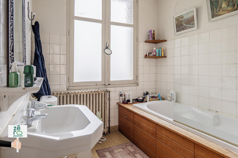 Maison - 311 m² - 12 pièces