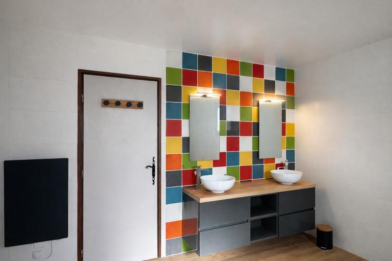 Maison - 240 m² - 5 pièces