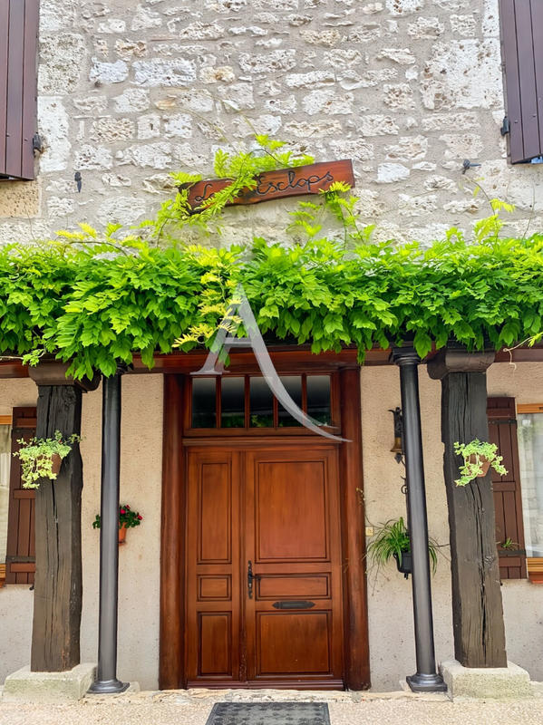 Maison - 140 m² - 6 pièces