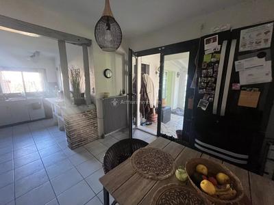 Maison - 148 m² - 6 pièces