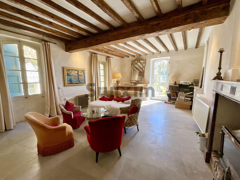 Maison de village - 400 m² - 21 pièces