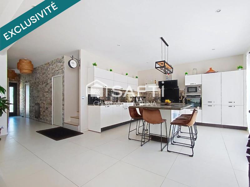 Maison - 185 m² - 6 pièces