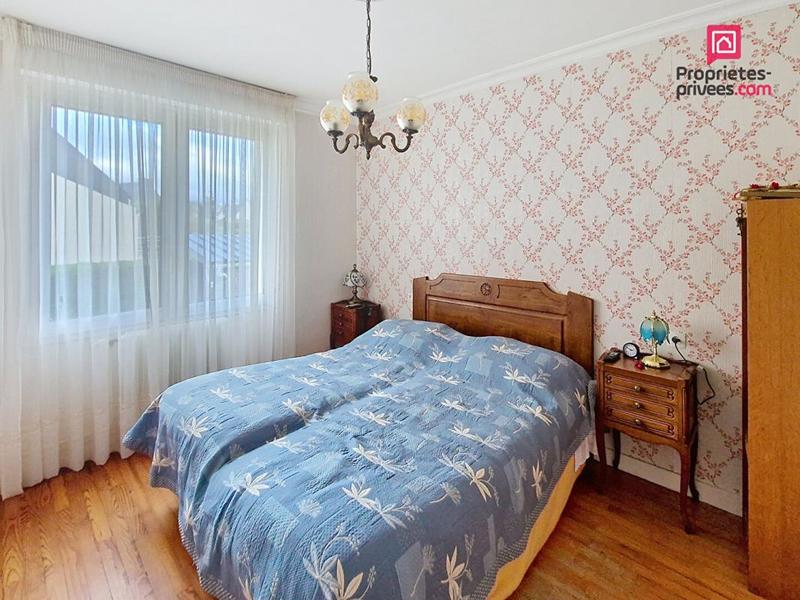 Maison - 95 m² - 5 pièces