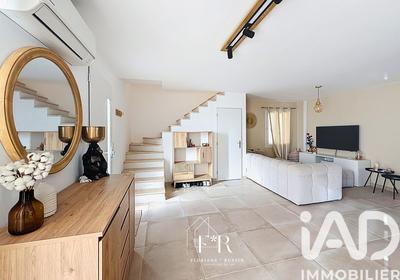 Maison - 90 m² - 3 pièces