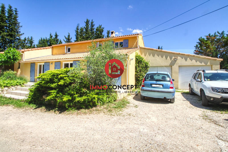 Villa - 250 m² - 8 pièces