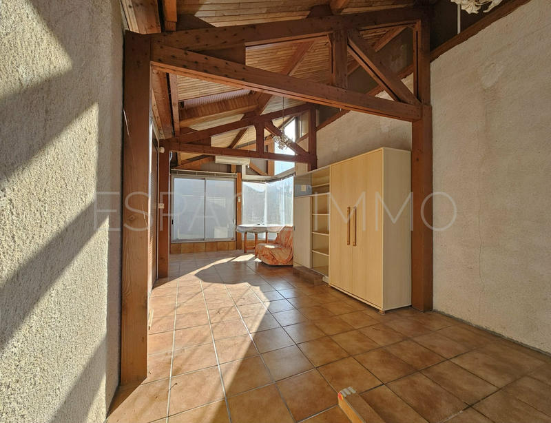 Maison - 95 m² - 3 pièces