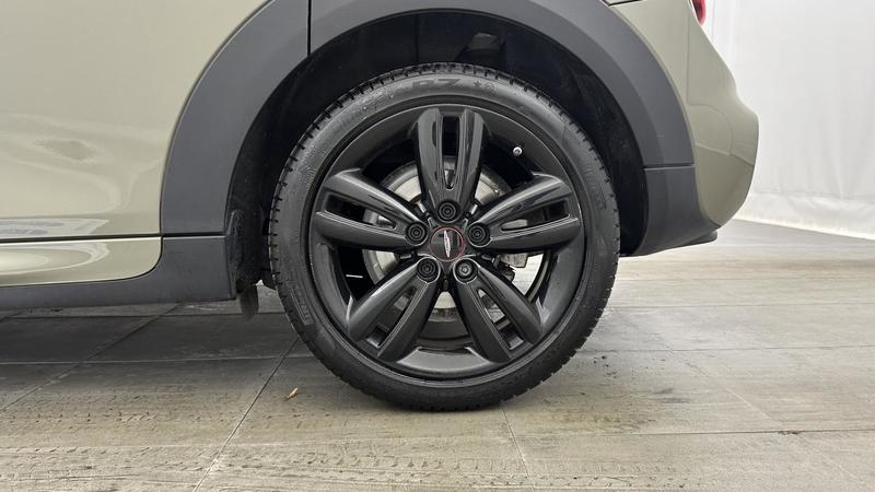 Mini 5 portes Hatch F55 Lci One 102 ch Bva7 Finition John Cooper Works