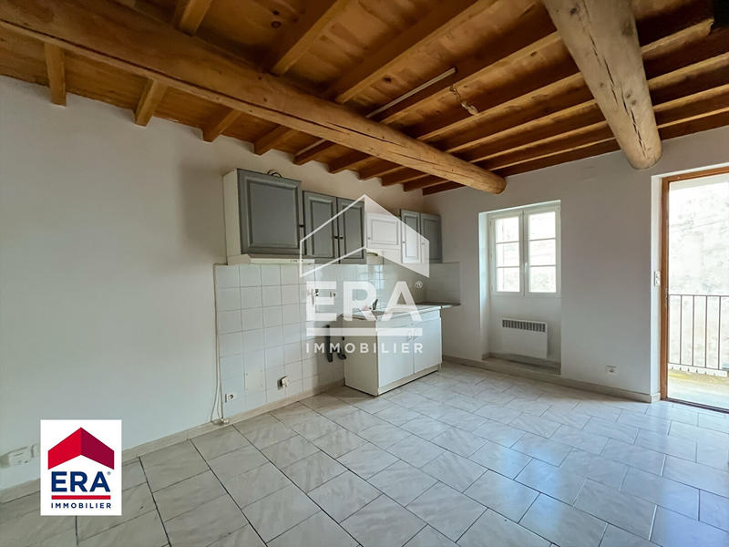 Appartement - 96 m² - 6 pièces