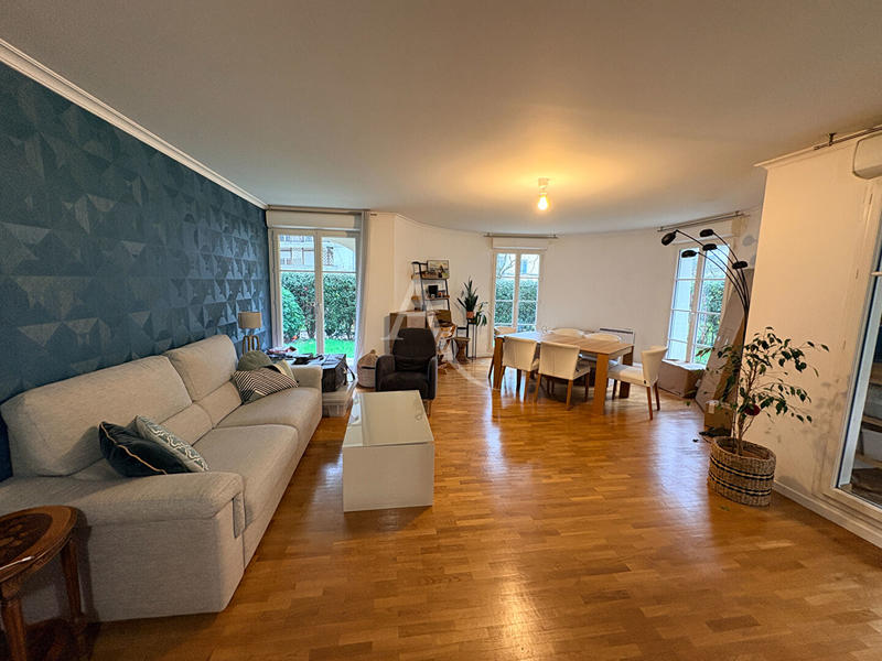 Appartement - 85 m² - 3 pièces