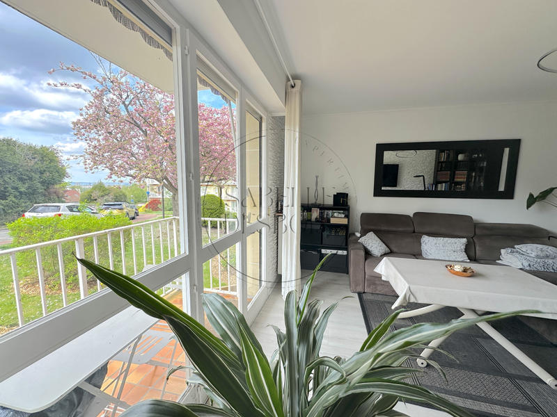 Appartement - 105 m² - 5 pièces