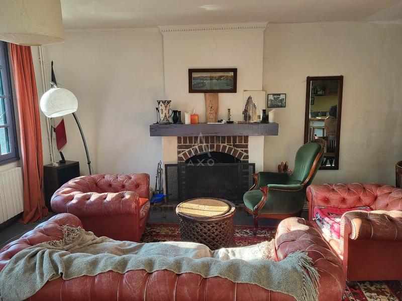 Propriété - 224 m² - 11 pièces