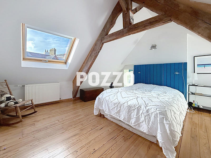 Maison - 182 m² - 6 pièces