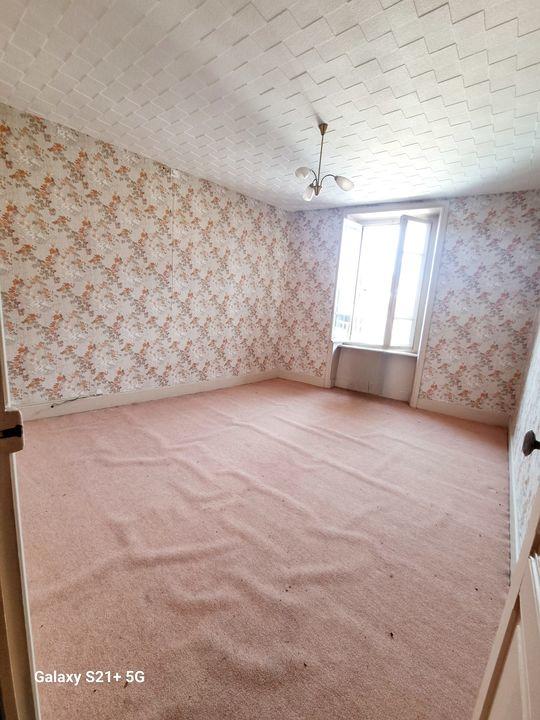 Maison de village - 250 m² - 10 pièces