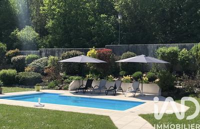 Maison - 290 m² - 7 pièces