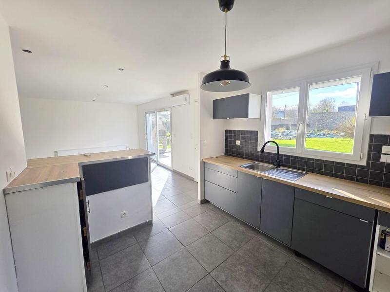 Maison - 90 m² - 4 pièces