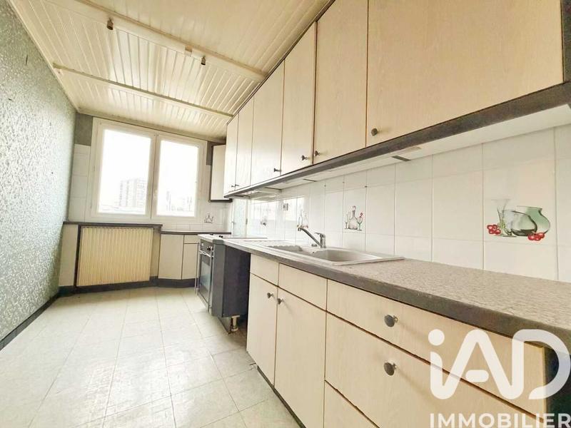Appartement - 81 m² - 4 pièces