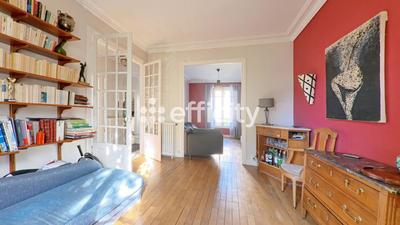 Pavillon - 195 m² - 10 pièces